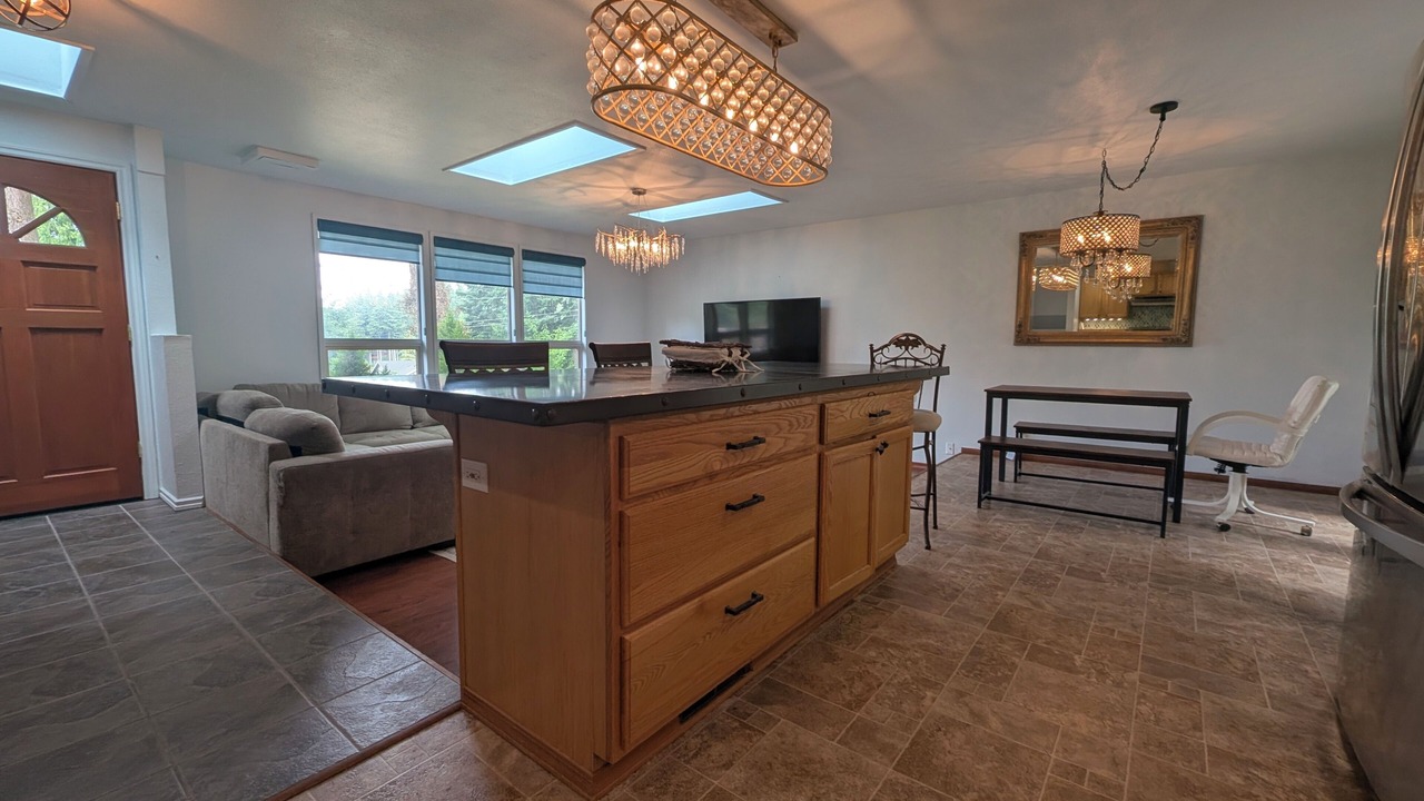 Photo of Livingroom in Lake Goodwin