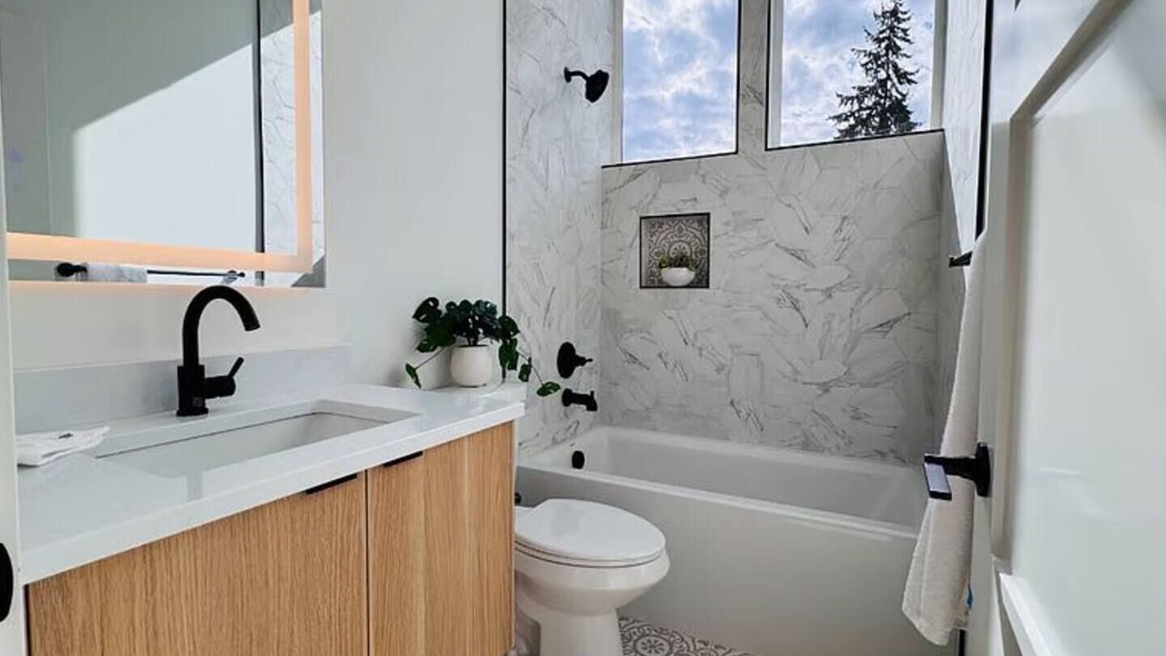 Photo of Bathroom in Shoreline