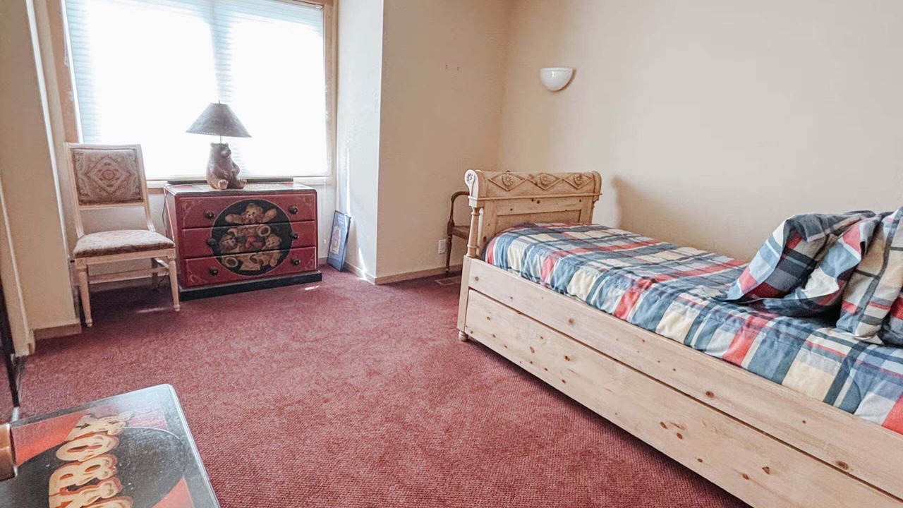 Photo of Bedroom in Elkhorn Village