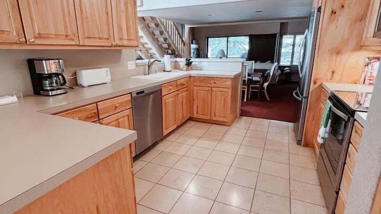 Photo of Kitchen in Elkhorn Village
