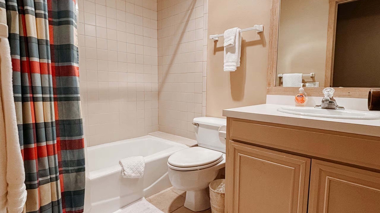 Photo of Bathroom in Elkhorn Village