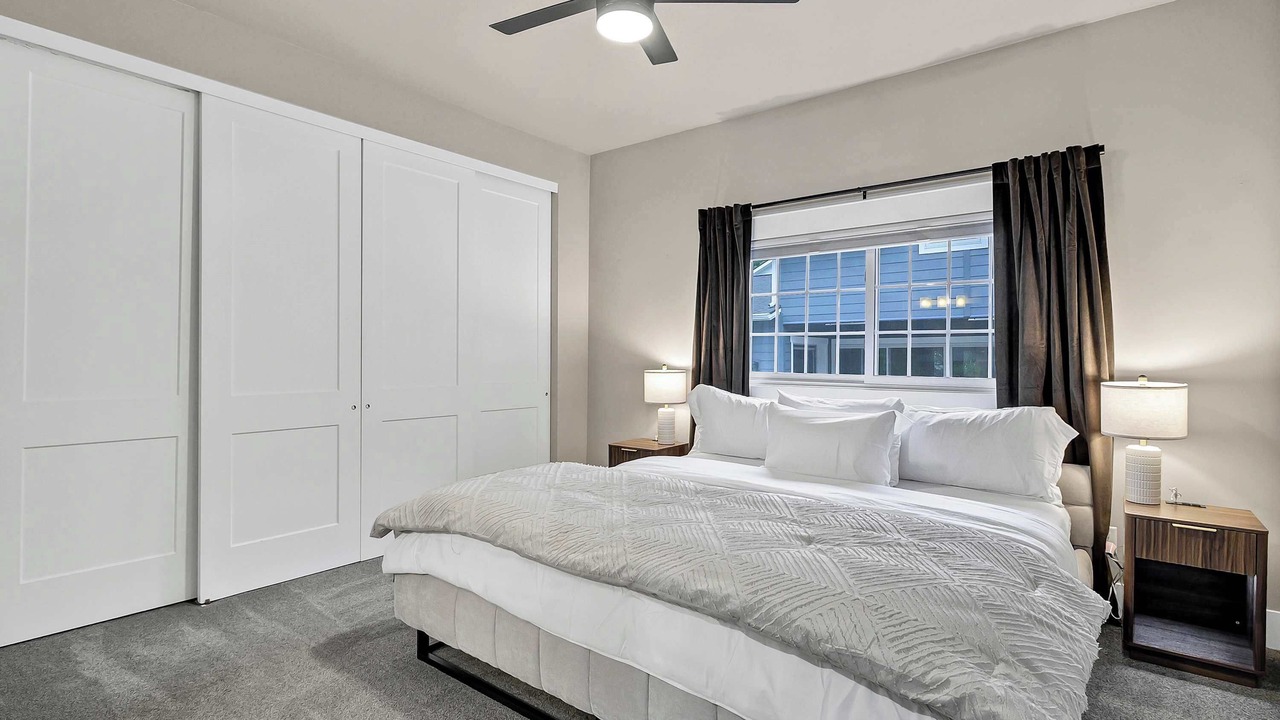 Photo of Bedroom in Garden District