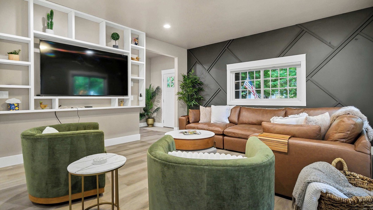 Photo of Livingroom in Garden District