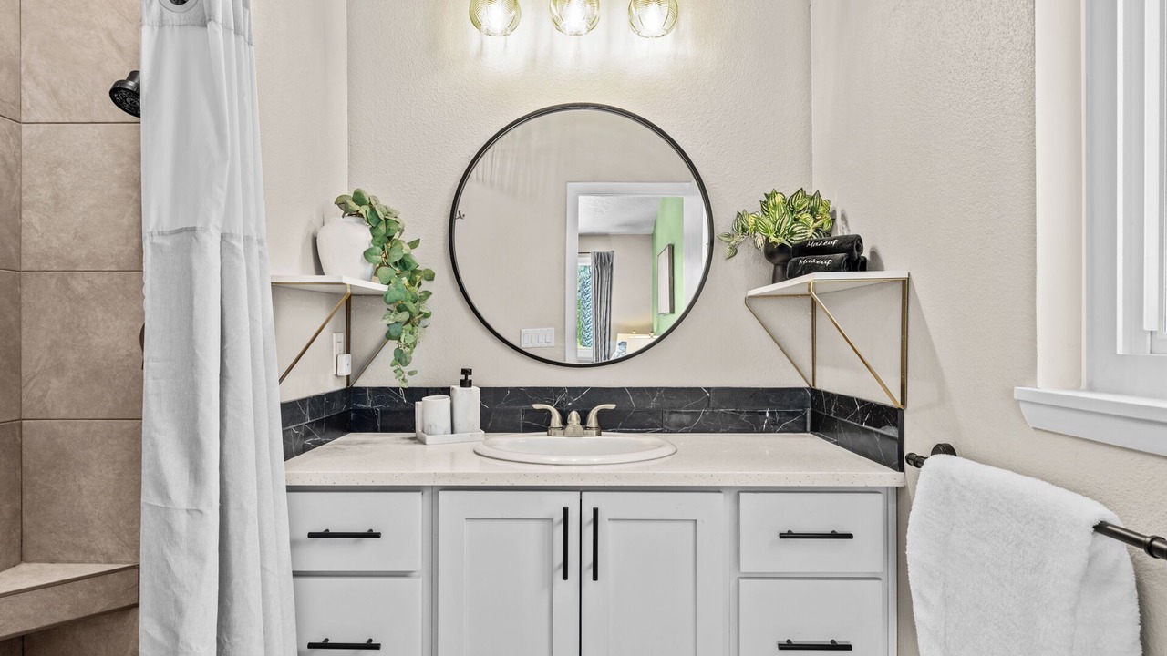 Photo of Bathroom in Southwest Ada County Alliance