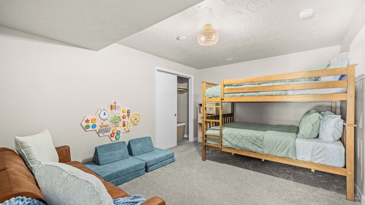 Photo of Bedroom in Southwest Ada County Alliance