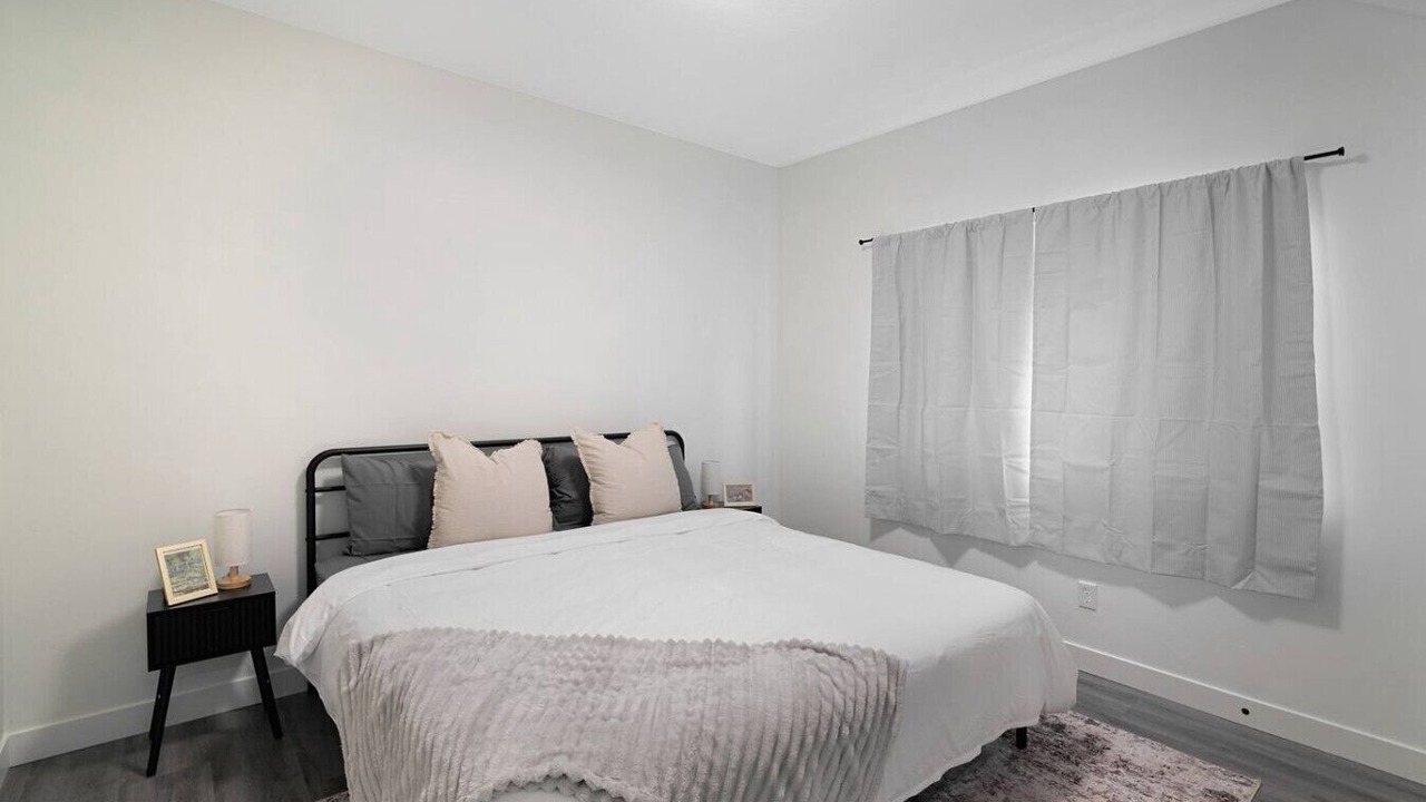 Photo of Bedroom in Poplar Grove