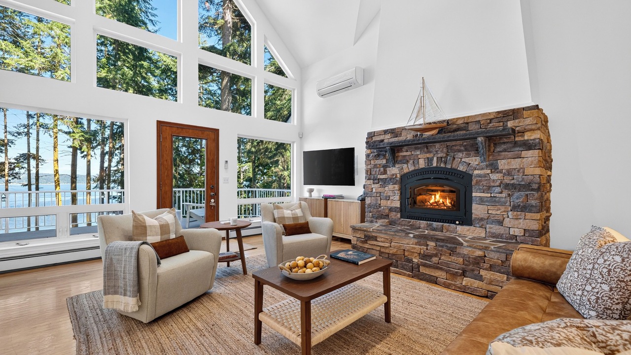 Photo of Livingroom in Greenbank