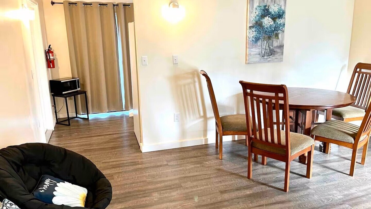 Photo of Others in Alderwood Manor