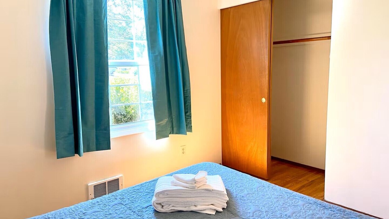 Photo of Bedroom in Alderwood Manor