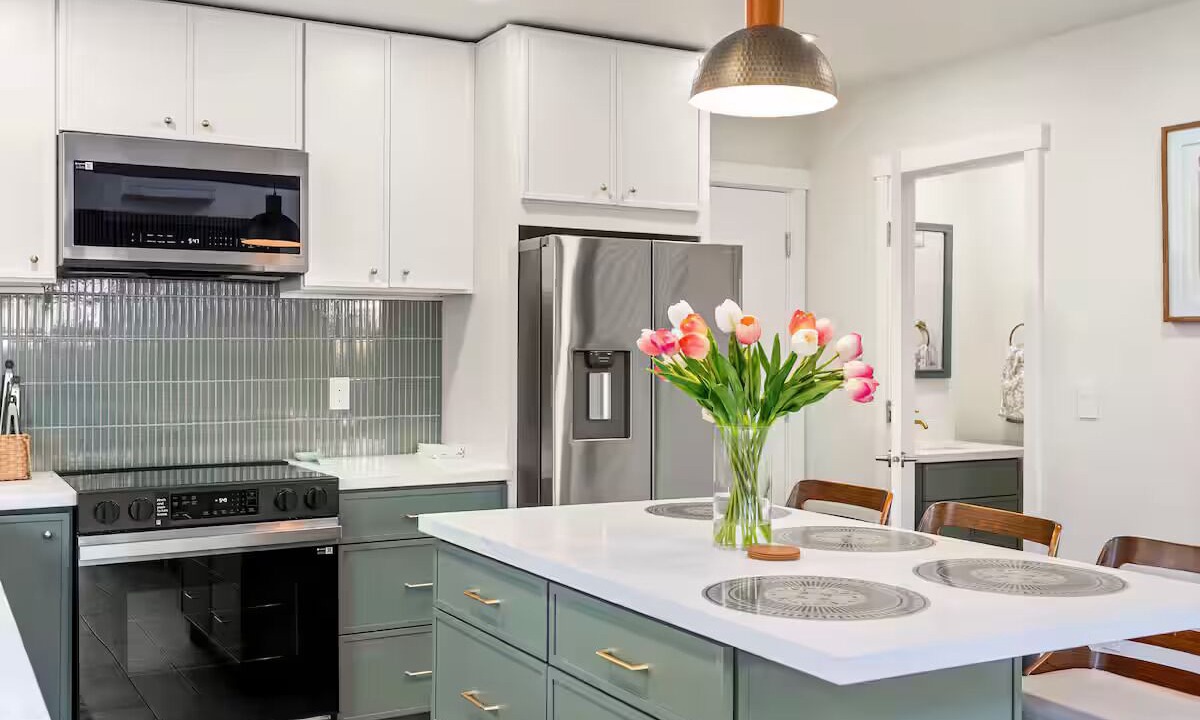 Photo of Kitchen in Mid-Beacon Hill