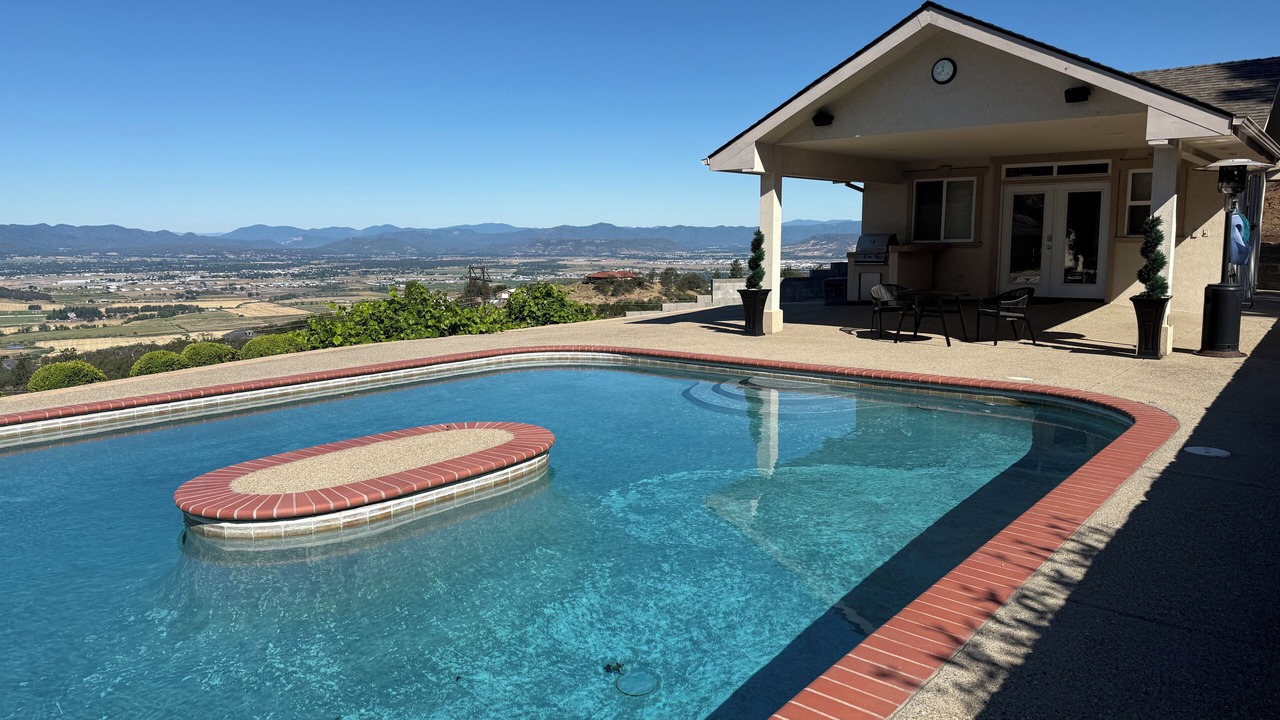 Photo of Outdoor in Medford