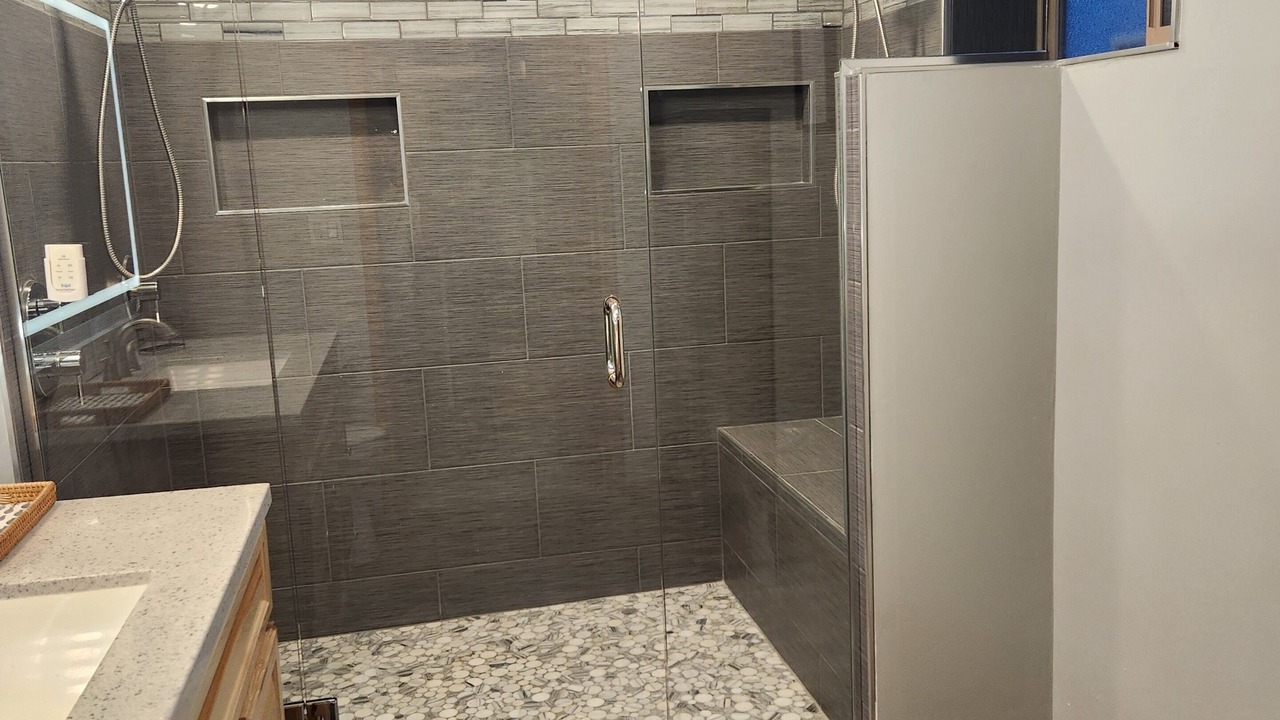 Photo of Bathroom in Loon Lake