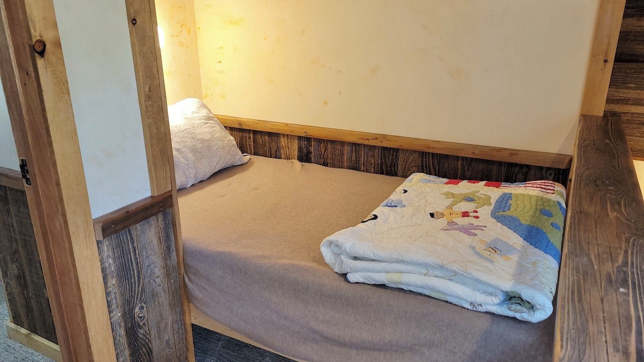 Photo of Bedroom in Mazama