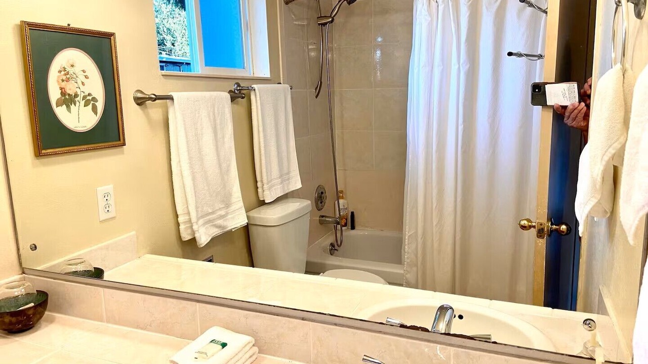 Photo of Bathroom in Alderwood Manor