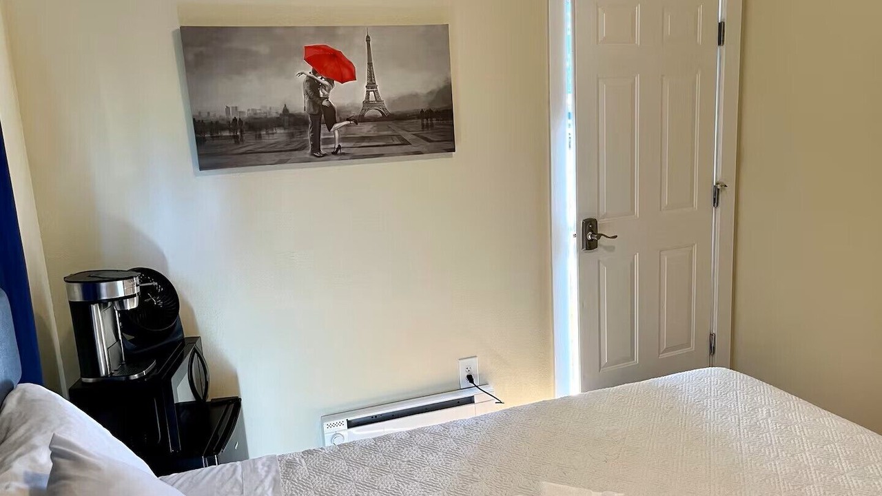 Photo of Bedroom in Alderwood Manor