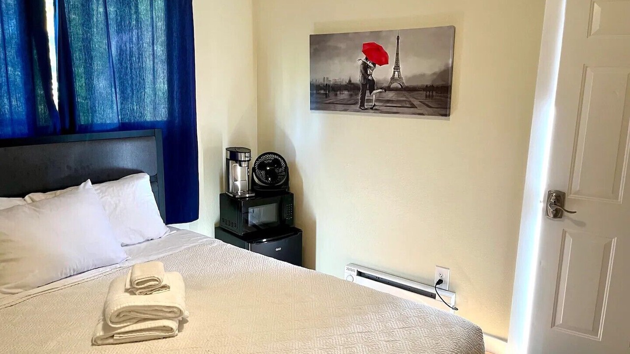 Photo of Bedroom in Alderwood Manor