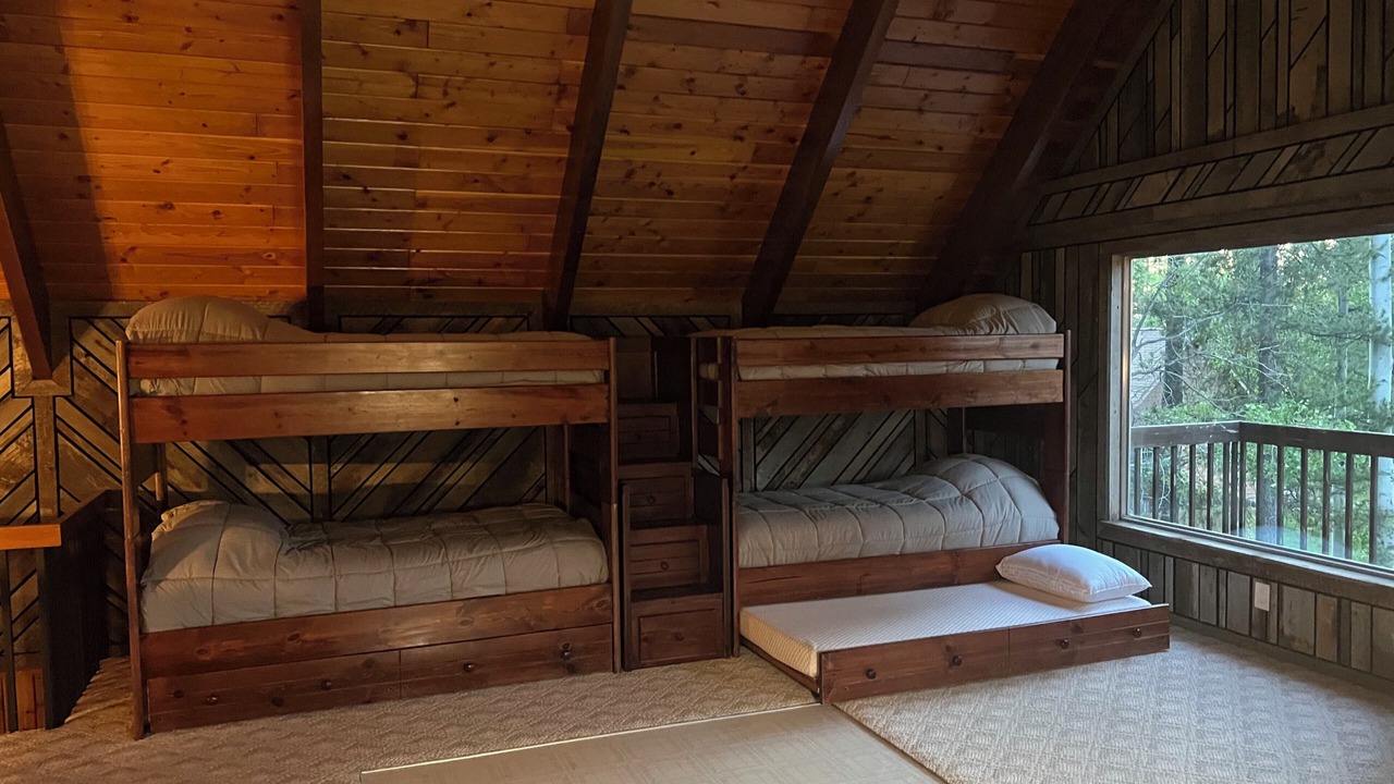 Photo of Bedroom in Alpine