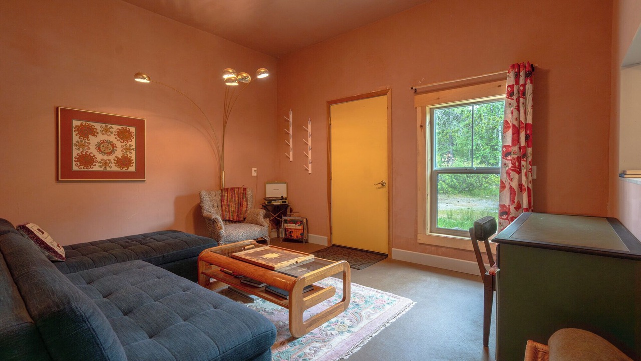 Photo of Livingroom in Sandpoint