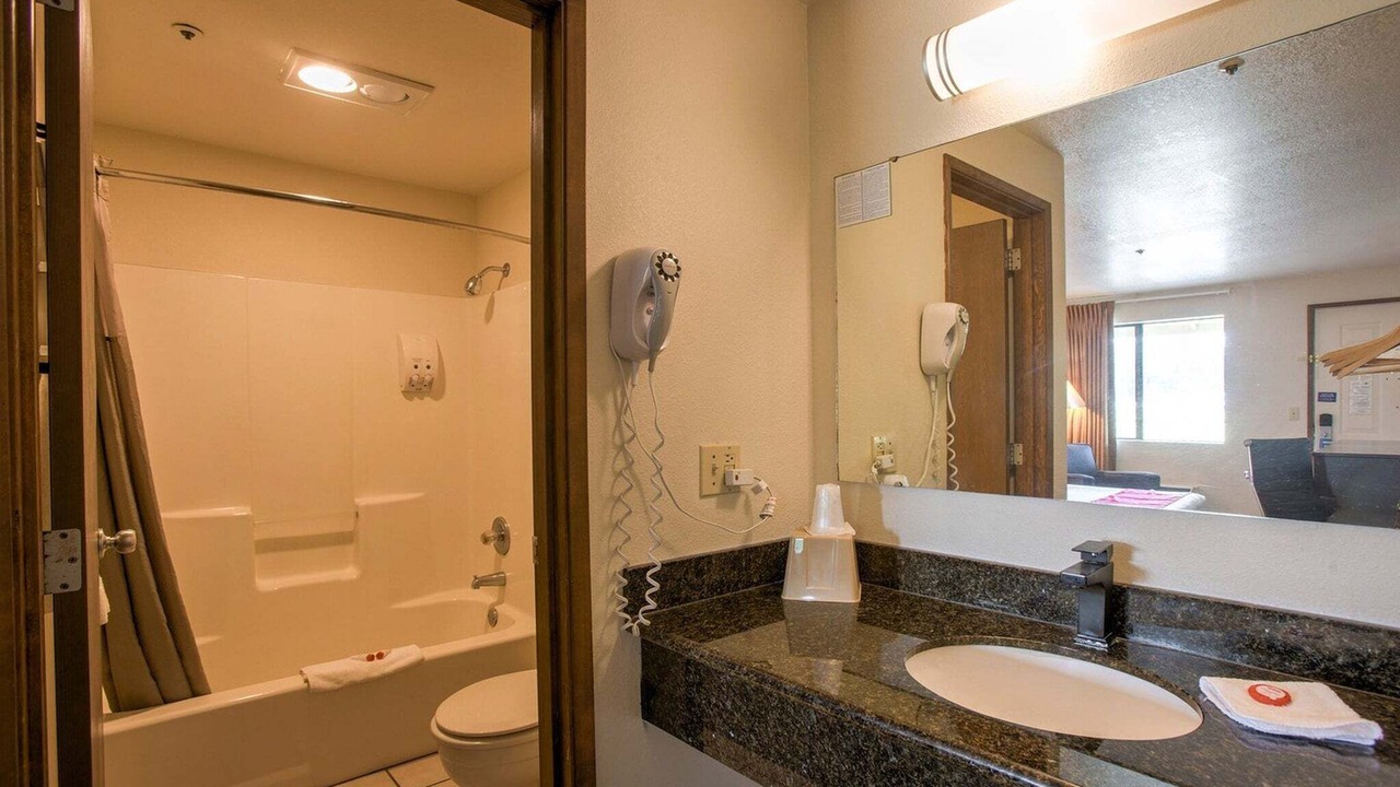 Photo of Bathroom in Woodland