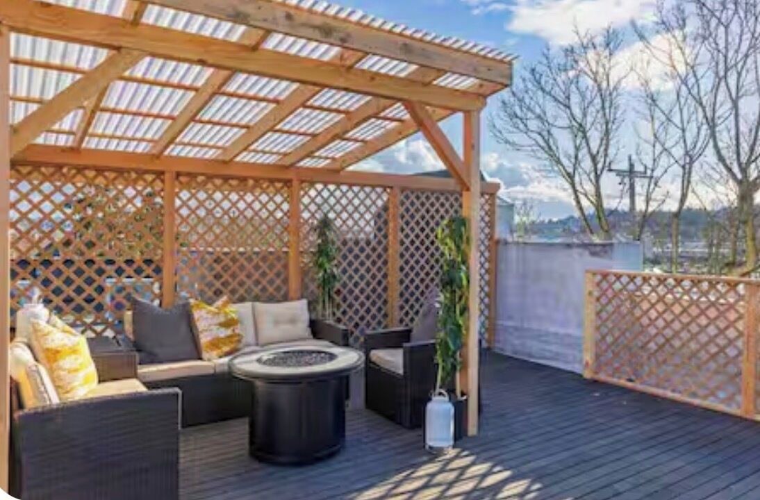 Photo of Patio Balcony in Old Ballard
