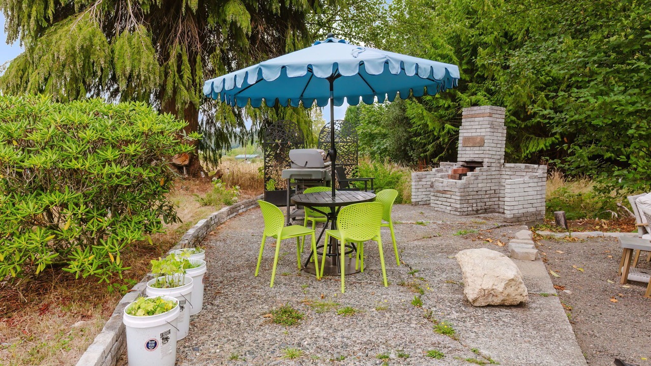 Photo of Outdoor in Kingston