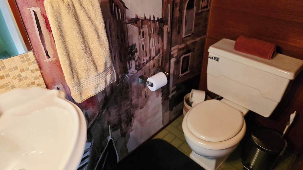 Photo of Bathroom in Point Roberts