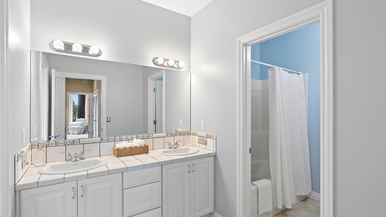 Photo of Bathroom in Ladd Hill