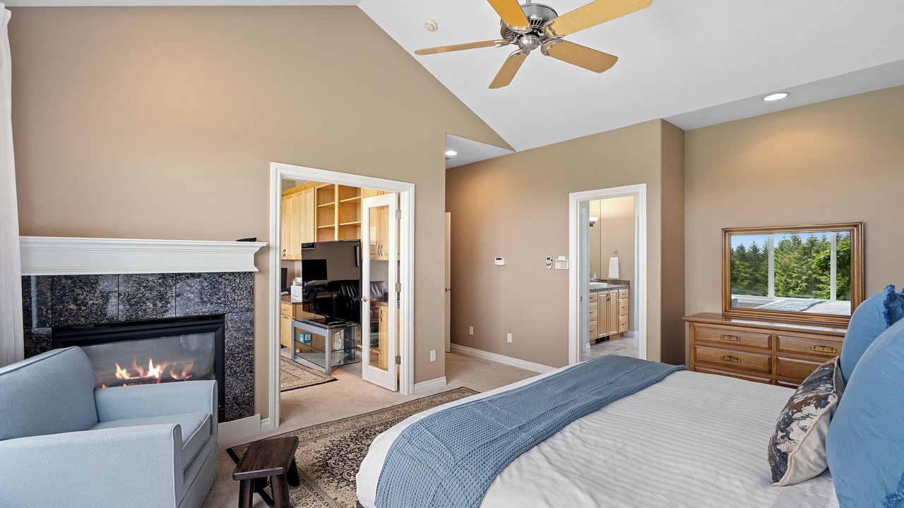 Photo of Bedroom in Ladd Hill