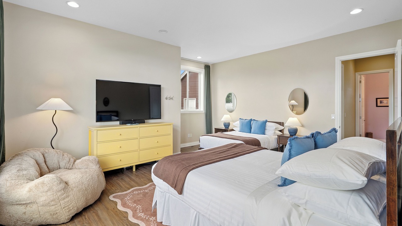 Photo of Bedroom in Ladd Hill