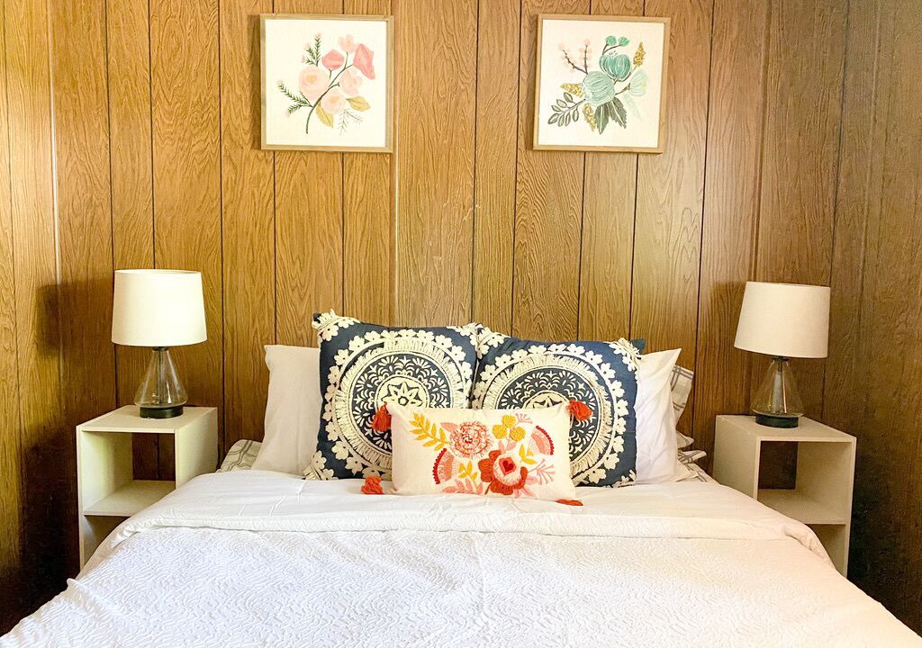 Photo of Bedroom in Garden Valley