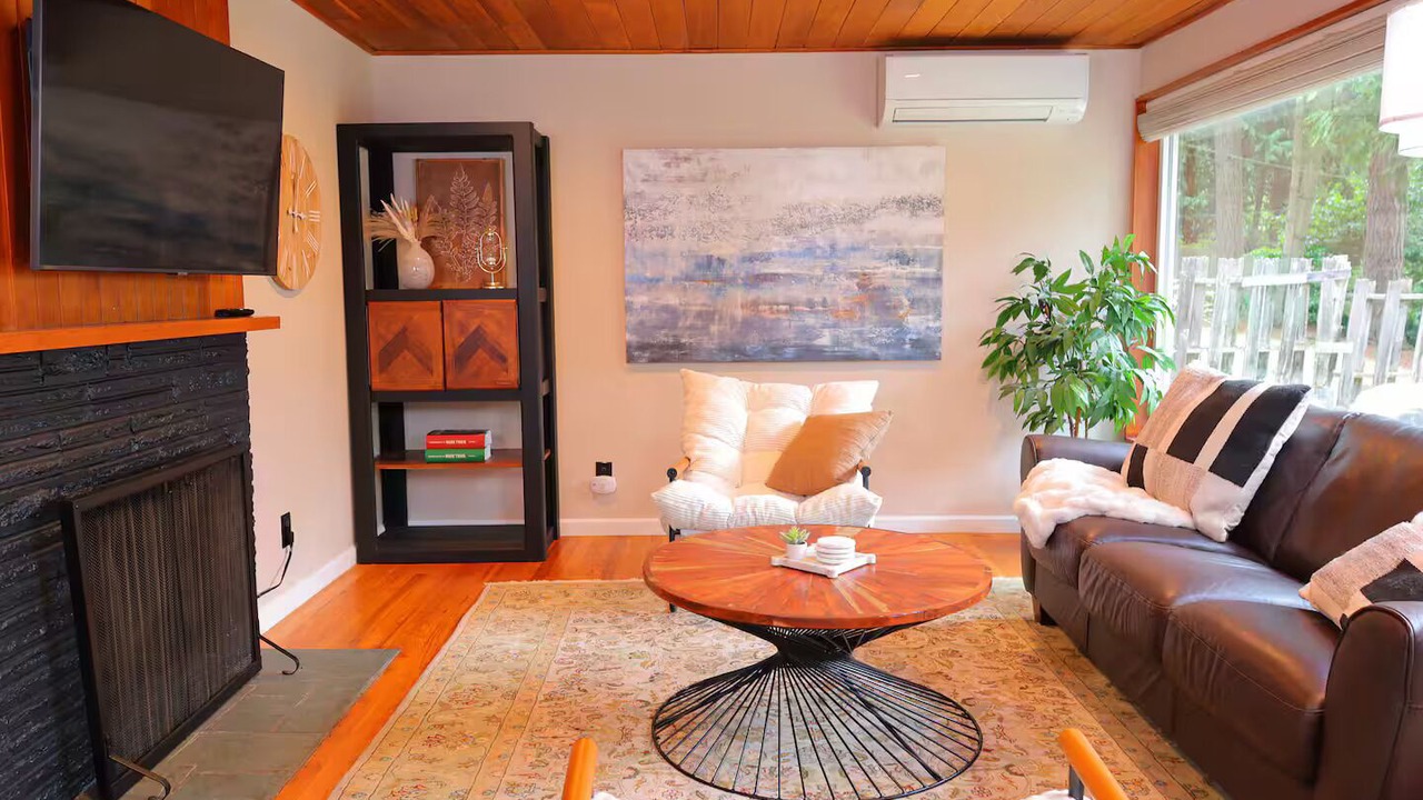 Photo of Livingroom in North City