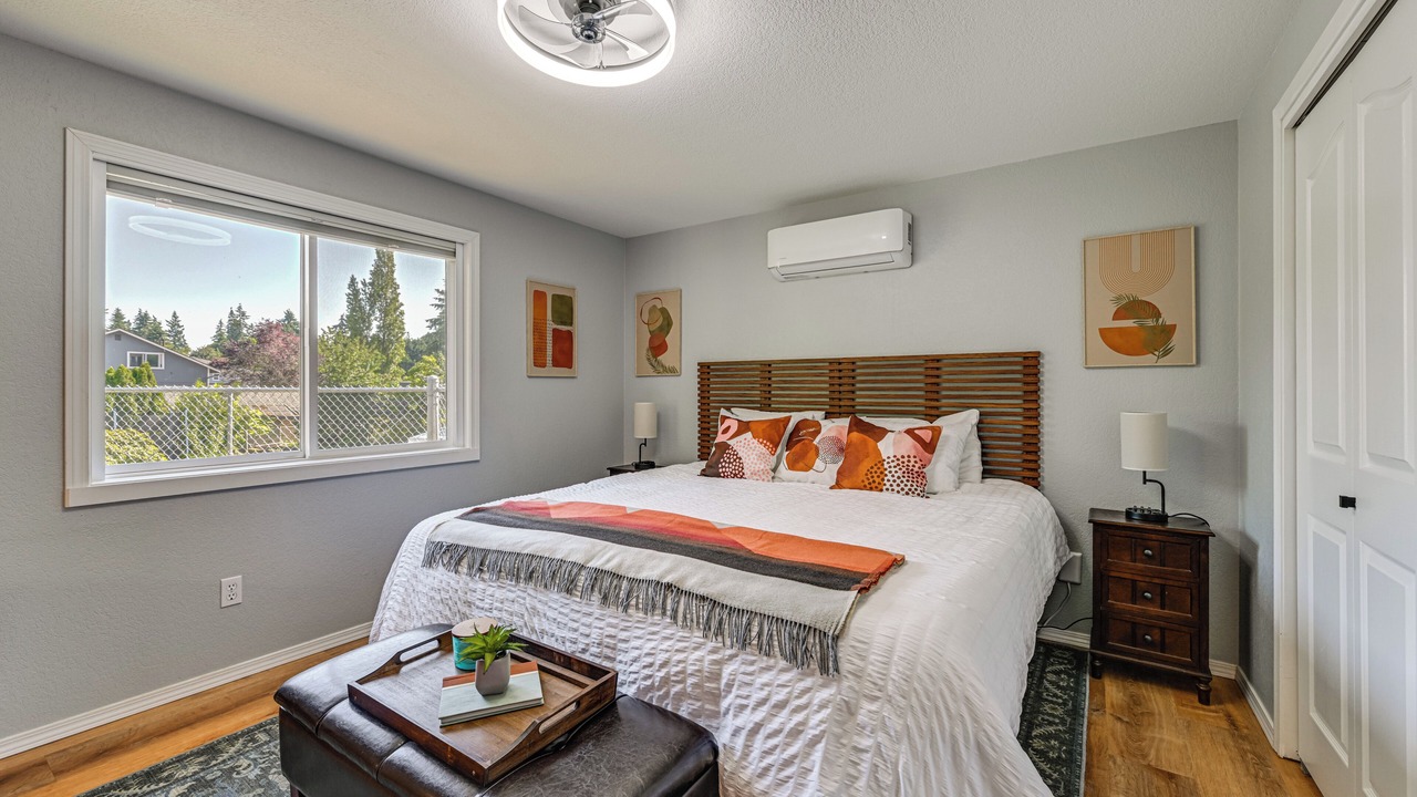 Photo of Bedroom in SeaTac