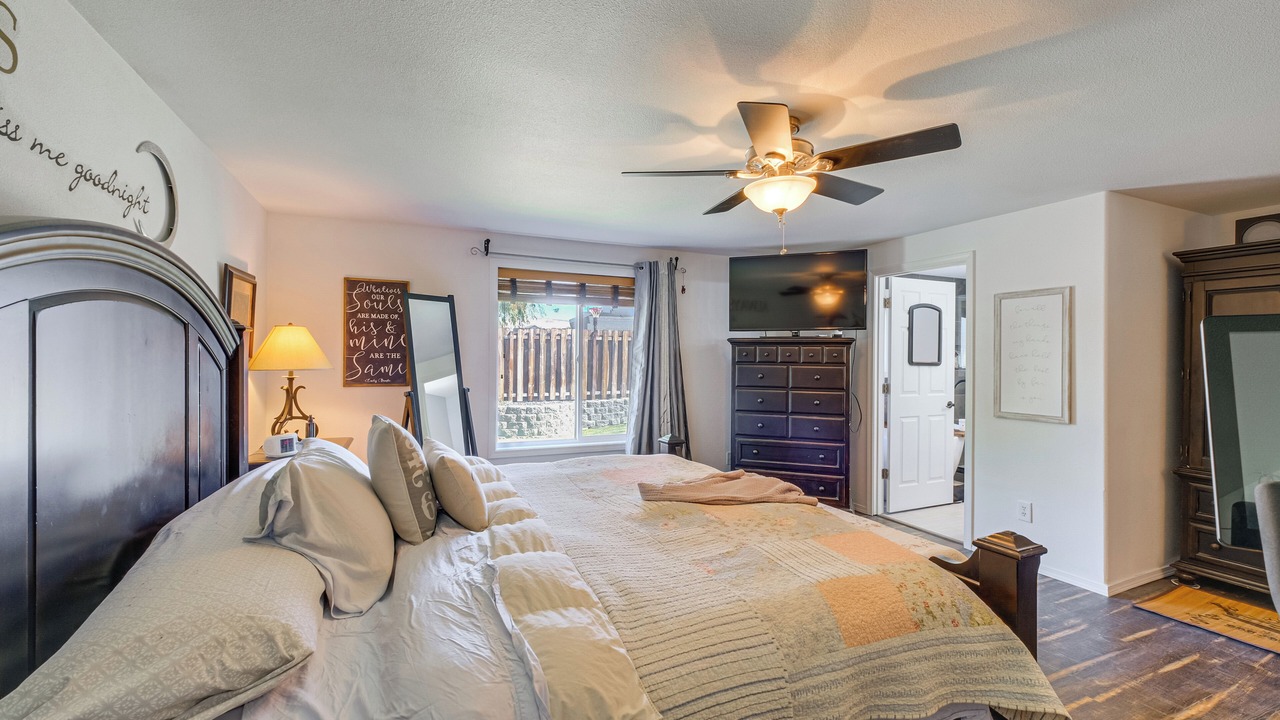 Photo of Bedroom in Moxee
