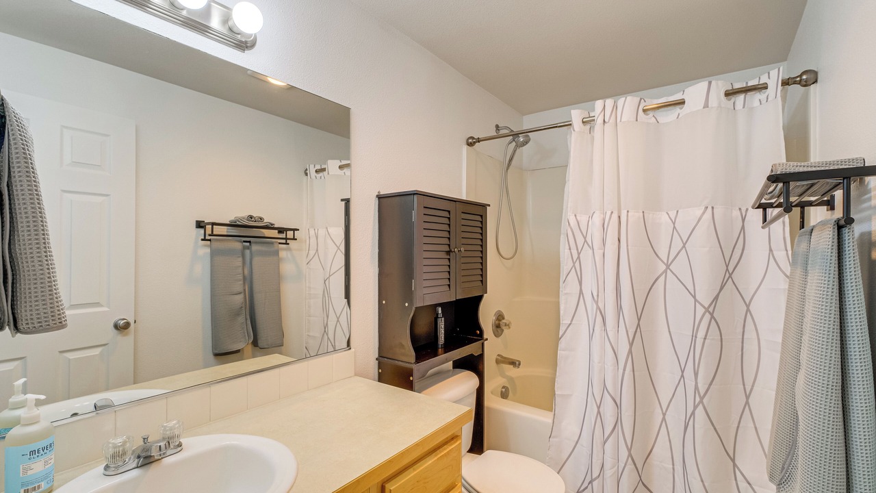 Photo of Bathroom in Moxee