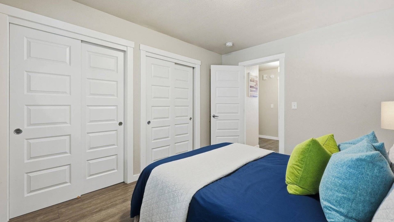 Photo of Bedroom in Collister