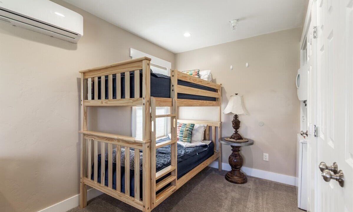 Photo of Bedroom in Leigh Creek Estates