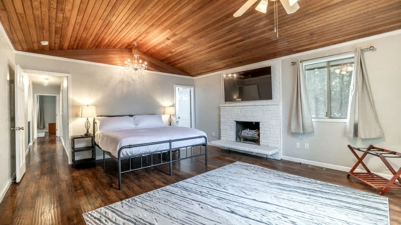 Photo of Bedroom in Post Falls
