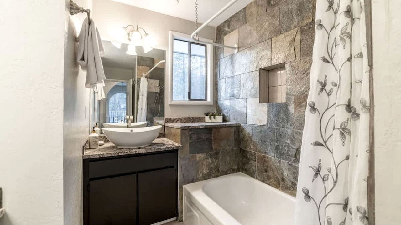 Photo of Bathroom in Post Falls