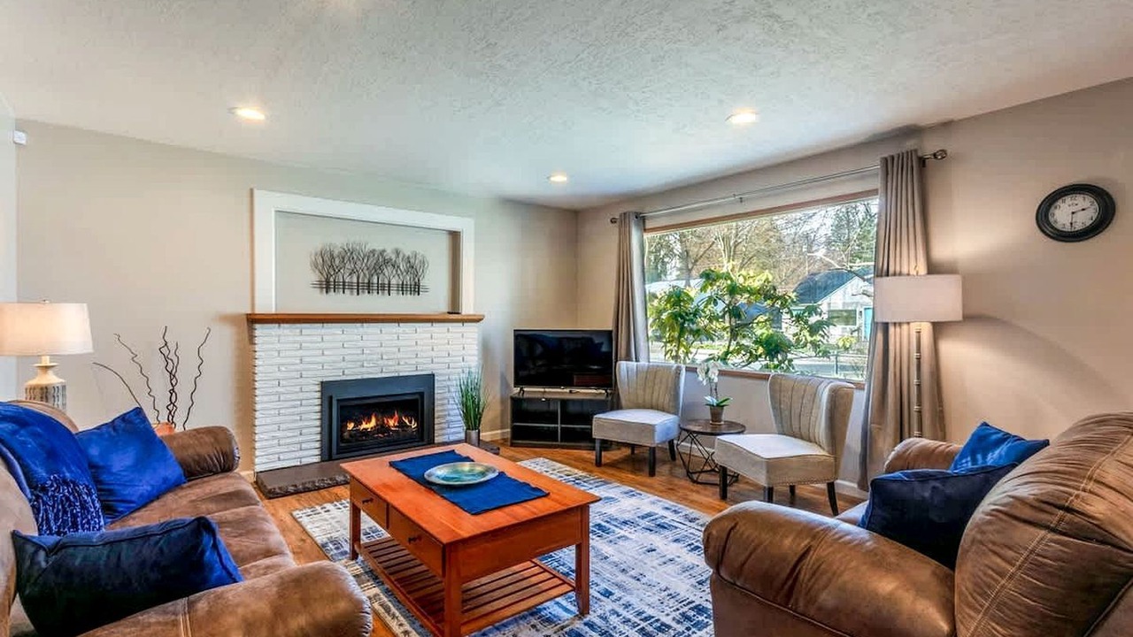 Photo of Livingroom in Garden District