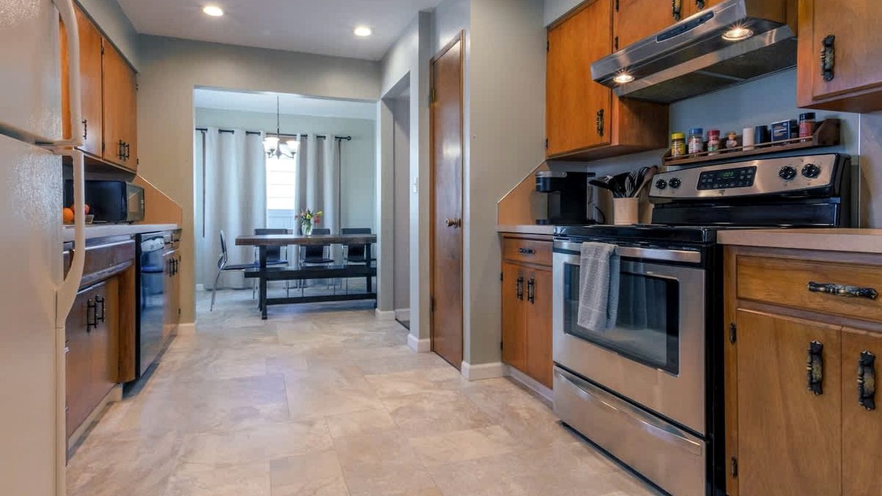 Photo of Kitchen in Garden District