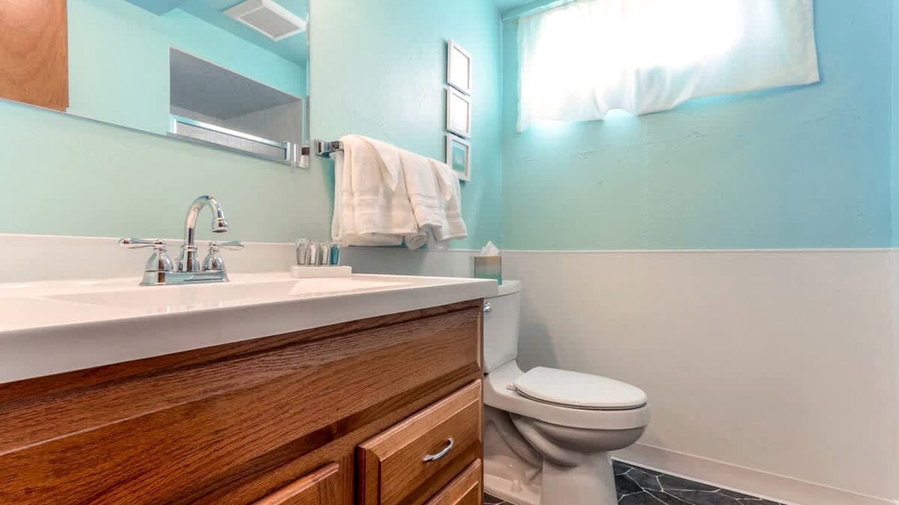 Photo of Bathroom in Garden District