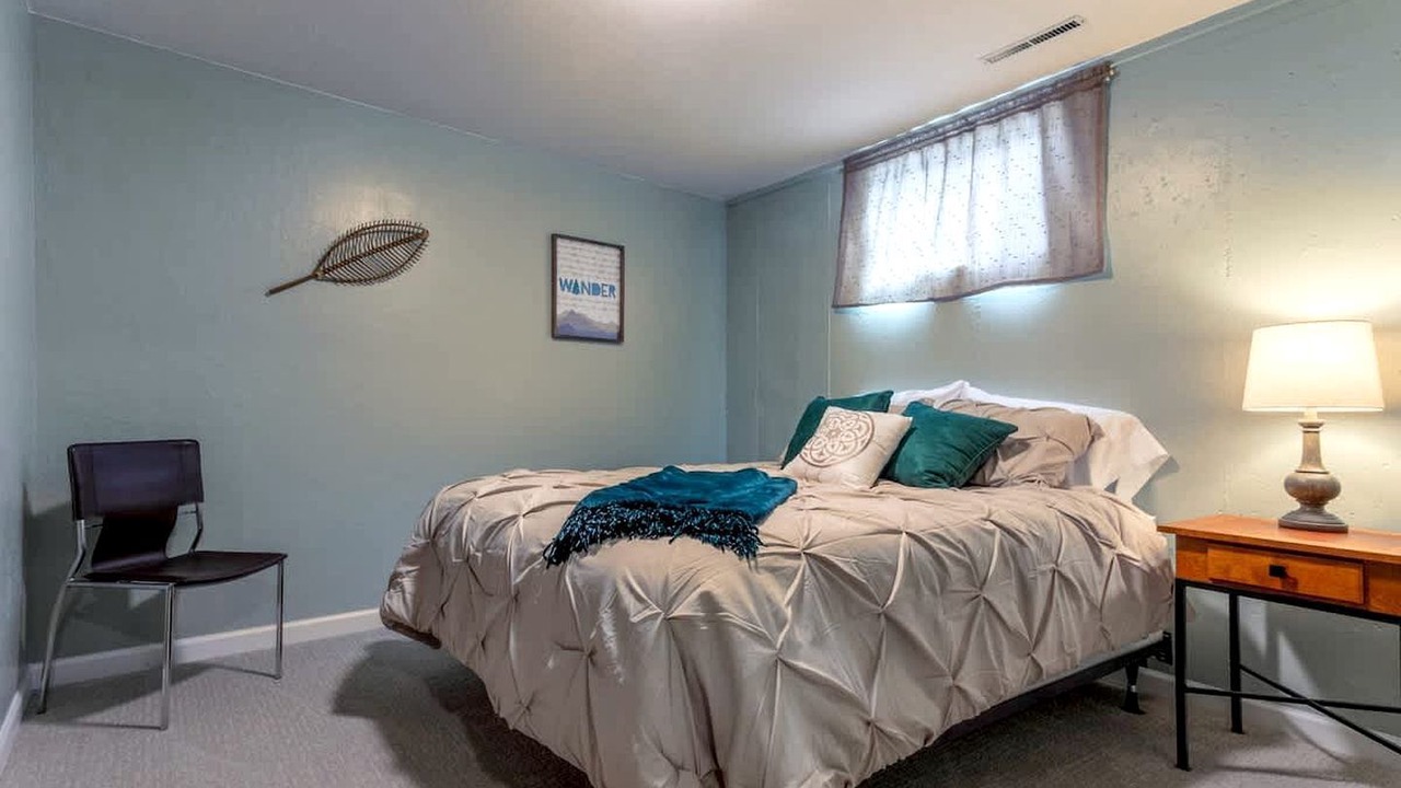 Photo of Bedroom in Garden District