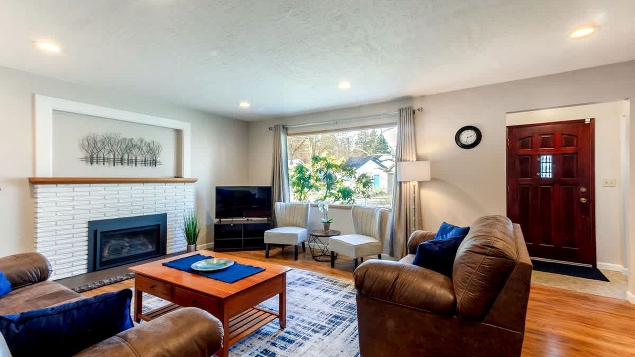 Photo of Livingroom in Garden District