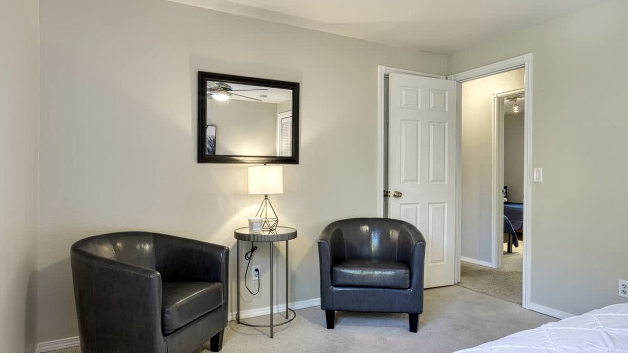 Photo of Bedroom in Dalton Gardens