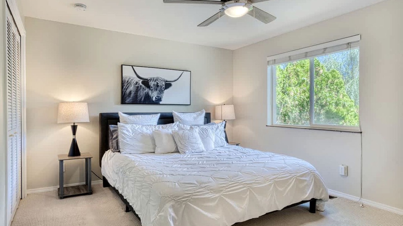 Photo of Bedroom in Dalton Gardens