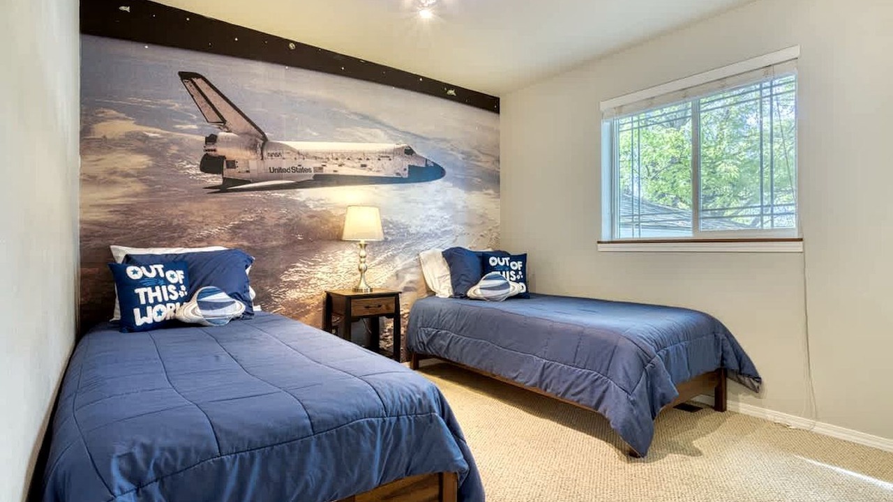 Photo of Bedroom in Dalton Gardens