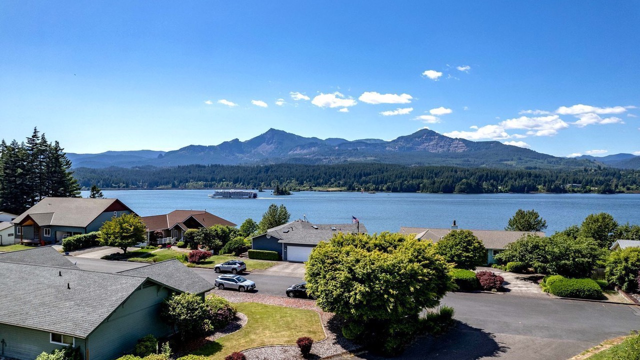 Photo of Others in Cascade Locks