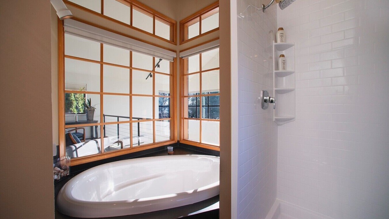Photo of Bathroom in Langley