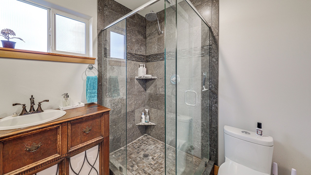 Photo of Bathroom in Clinton