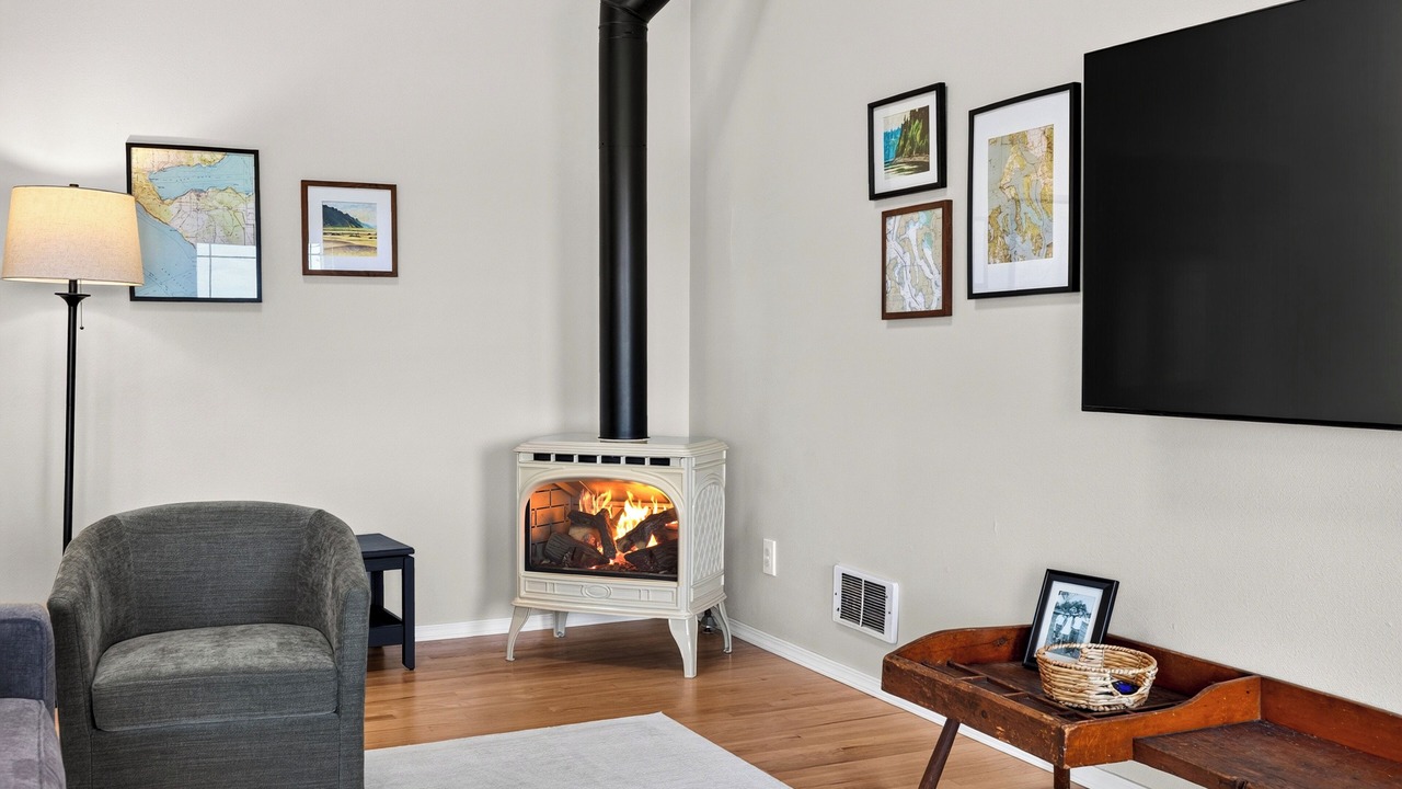 Photo of Livingroom in Coupeville